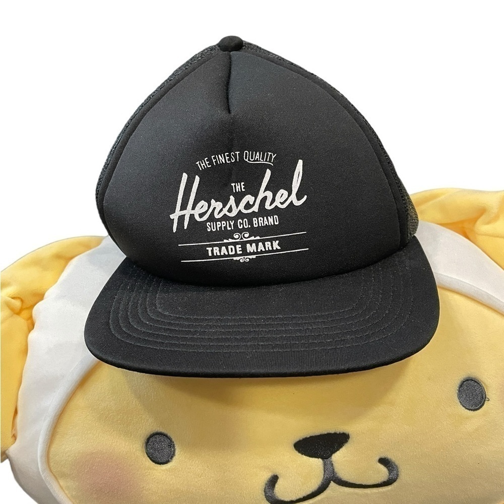 Herschel Trucker Hat